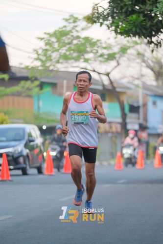 Race photo from Isoplus Run 2024 Surabaya