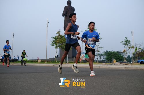 Race photo from ISOPlus Run 2024 Jakarta