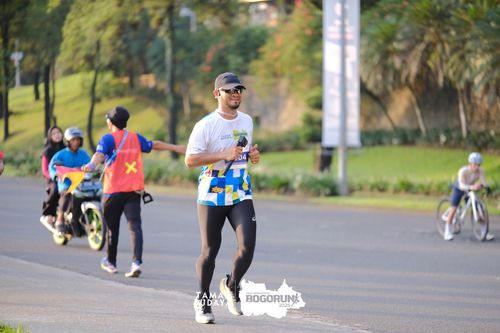Race photo from Taman Budaya x BOGORUN 2025