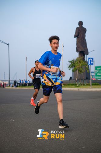 Race photo from ISOPlus Run 2024 Jakarta
