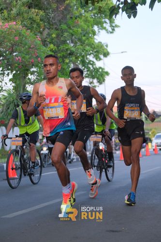 Race photo from Isoplus Run 2024 Surabaya