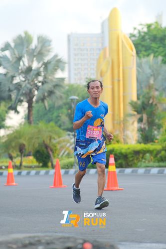 Race photo from Isoplus Run 2024 Surabaya