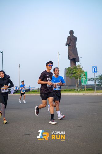 Race photo from ISOPlus Run 2024 Jakarta