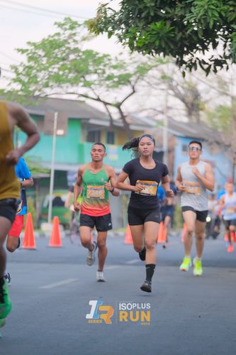 Race photo from Isoplus Run 2024 Surabaya