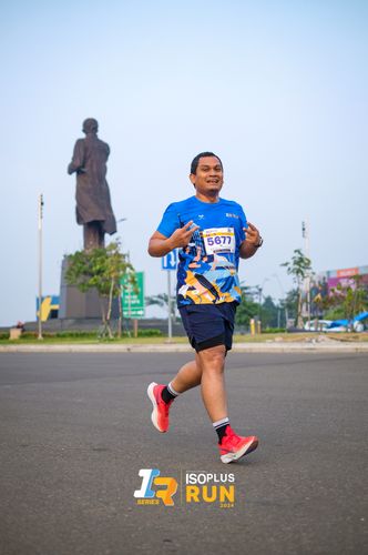 Race photo from ISOPlus Run 2024 Jakarta