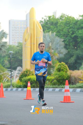 Race photo from Isoplus Run 2024 Surabaya