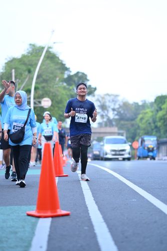 Race photo from KEMLU RUN 2025