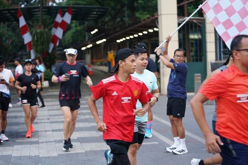 Race photo from One Run 10K Vibes 2024