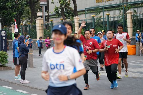 Race photo from Lari Bareng Yuk!