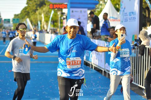 Race photo from Jabar Run 10K 2024
