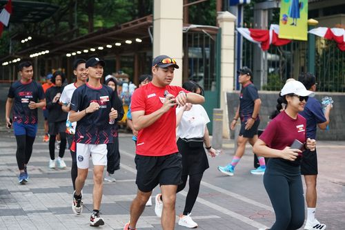 Race photo from One Run 10K Vibes 2024
