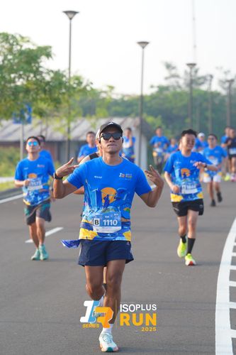 Race photo from ISOPLUS RUN 2025 - JAKARTA