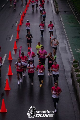 Race photo from Smartfren Run 2024
