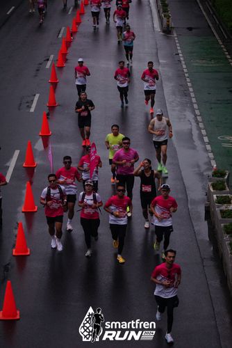 Race photo from Smartfren Run 2024