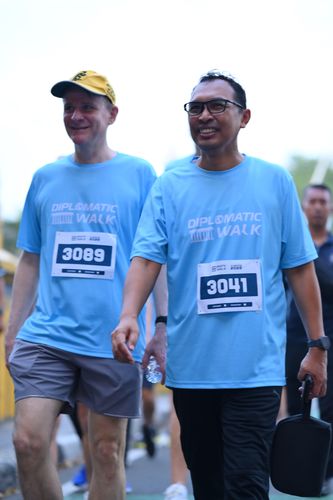 Race photo from KEMLU RUN 2025