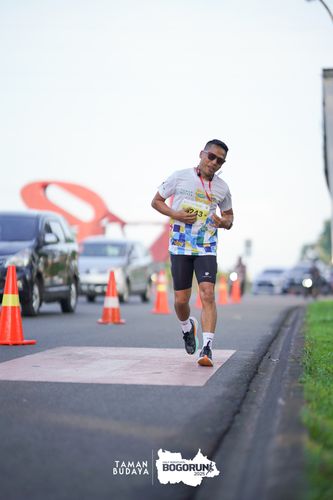 Race photo from Taman Budaya x BOGORUN 2025