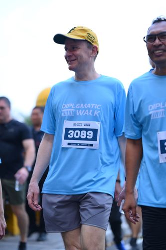 Race photo from KEMLU RUN 2025
