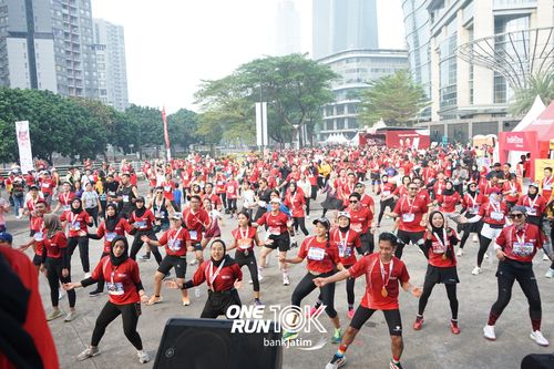 Race photo from ONE RUN 10 K