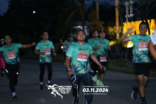 Race photo from Arutmin Borneo Run 2024