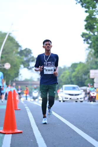 Race photo from KEMLU RUN 2025