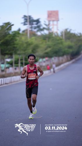Race photo from Arutmin Borneo Run 2024