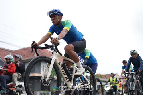 Race photo from Cycling de Jabar 2024