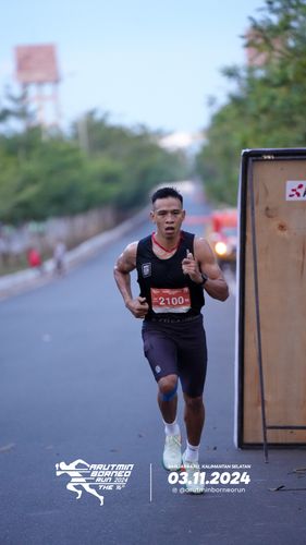 Race photo from Arutmin Borneo Run 2024