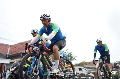 Race photo from Cycling de Jabar 2024