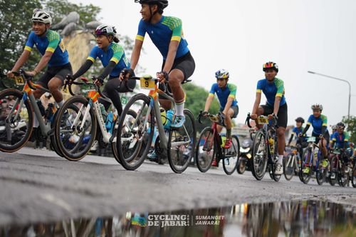 Race photo from Cycling de Jabar 2024