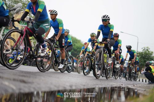 Race photo from Cycling de Jabar 2024