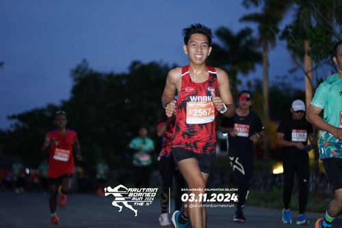Race photo from Arutmin Borneo Run 2024