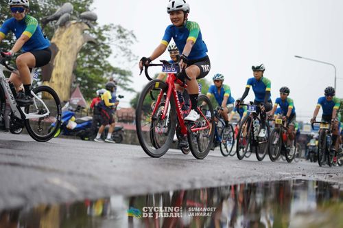 Race photo from Cycling de Jabar 2024