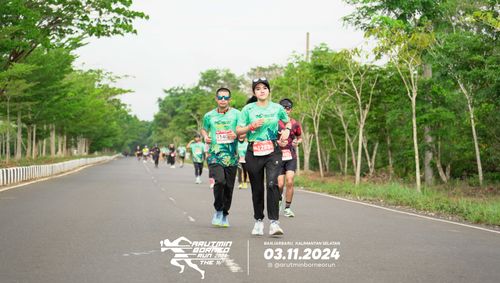 Race photo from Arutmin Borneo Run 2024