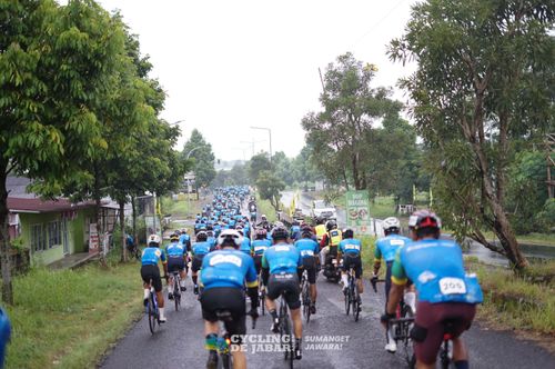 Race photo from Cycling de Jabar 2024