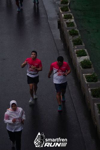 Race photo from Smartfren Run 2024