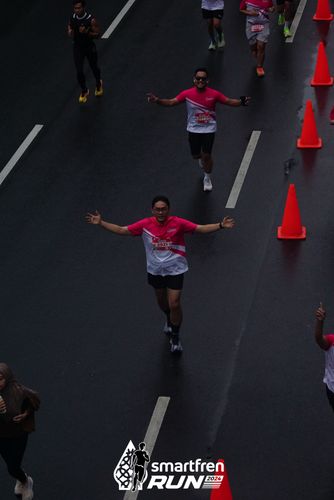 Race photo from Smartfren Run 2024