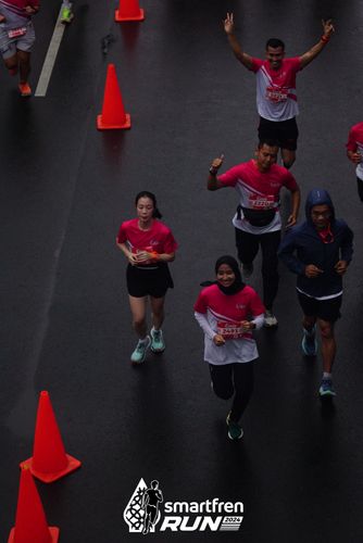 Race photo from Smartfren Run 2024