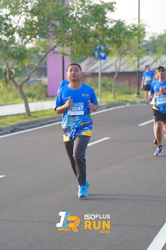 Race photo from ISOPLUS RUN 2025 - JAKARTA