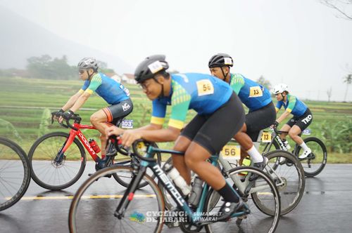 Race photo from Cycling de Jabar 2024