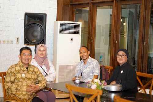 Race photo from Pernikahan Safira & Mugi