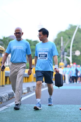 Race photo from KEMLU RUN 2025