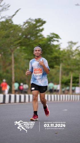 Race photo from Arutmin Borneo Run 2024