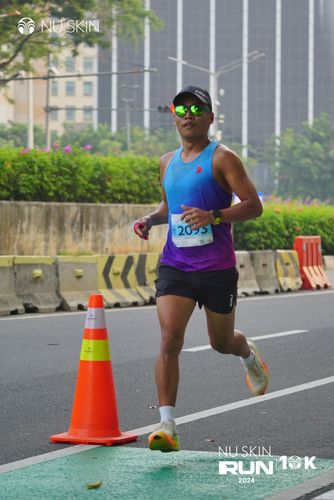 Race photo from Nu Skin Run 10K