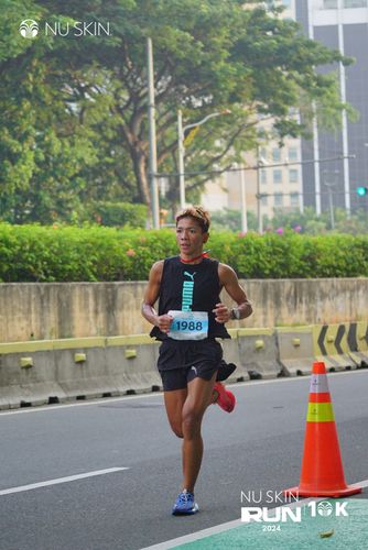 Race photo from Nu Skin Run 10K