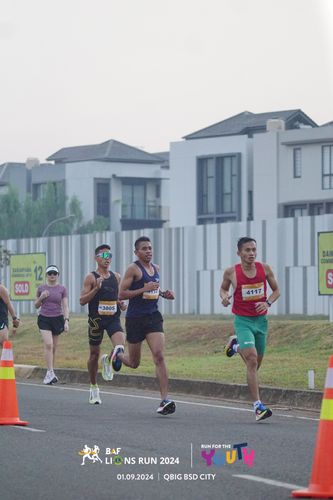 Race photo from BAF LIONS RUN 2024