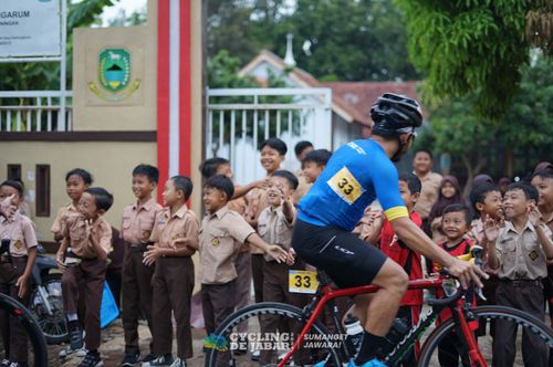 Race photo from Cycling de Jabar 2024