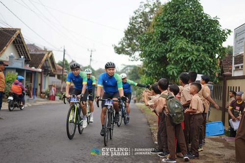 Race photo from Cycling de Jabar 2024