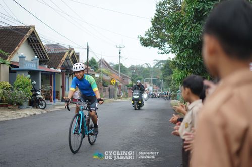 Race photo from Cycling de Jabar 2024