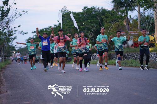 Race photo from Arutmin Borneo Run 2024