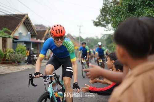 Race photo from Cycling de Jabar 2024